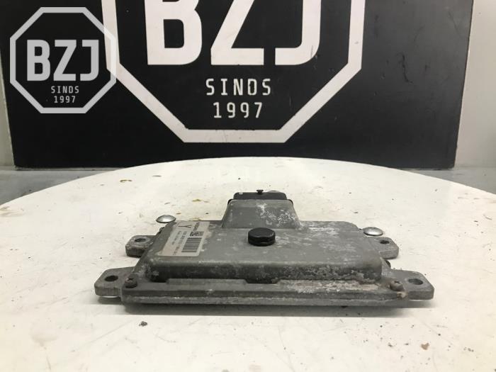 Used Automatic gearbox computer Nissan Qashqai (J10) 2.0 16V Price on request offered by BZJ b.v.