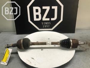 Used Front drive shaft, left Ford Puma 1.0 Ti-VCT EcoBoost 12V Price on request offered by BZJ b.v.