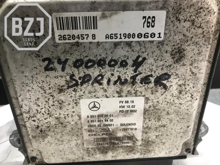 Engine management computer from a Mercedes-Benz Sprinter 3,5t (906.63) 313 CDI 16V 2012