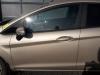 Tür 4-türig links vorne van een Ford Fiesta 6 (JA8) 1.0 EcoBoost 12V 125 2016