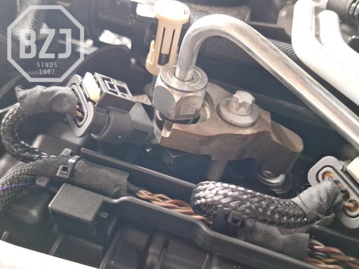 Engine from a BMW X5 (G05) xDrive 30d 3.0 Turbo 24V Mild Hybrid 2021