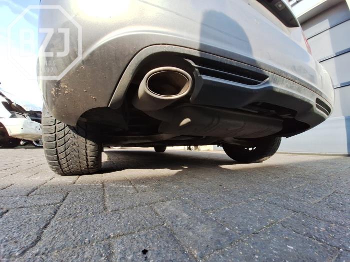 Gebrauchte Auspuff Enddämpfer Mercedes B (W246/W242) 1.6 B-200 BlueEFFICIENCY Turbo 16V Preis auf Anfrage angeboten von BZJ b.v.