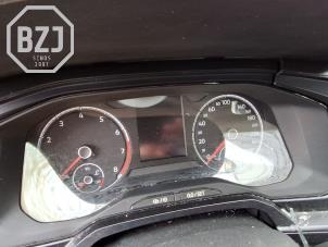 Używane Licznik kilometrów KM Volkswagen Polo VI (AW1) 1.0 12V BlueMotion Technology Cena na żądanie oferowane przez BZJ b.v.