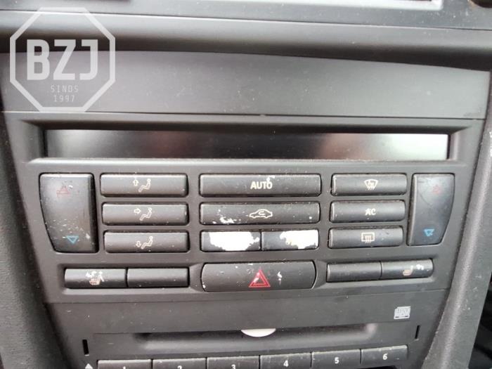 Używane Panel climatronic Saab 9-3 II (YS3F) 1.8t 16V Cena na żądanie oferowane przez BZJ b.v.