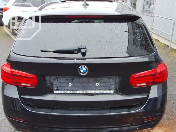 Heckklappe van een BMW 3 serie Touring (F31) 318d 2.0 16V 2019
