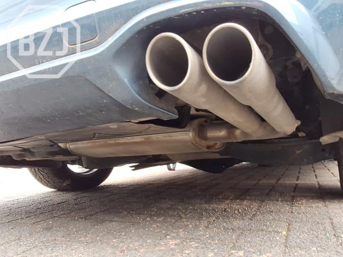 Gebrauchte Auspuff Enddämpfer Ford Focus 4 Wagon 1.5 EcoBlue 120 Preis auf Anfrage angeboten von BZJ b.v.