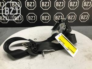 Usados Tensor de cinturón de seguridad derecha Volkswagen Polo Precio de solicitud ofrecido por BZJ b.v.