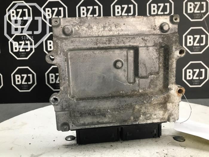 Used Engine management computer Volvo V40 (MV) 2.0 D2 16V Price € 200,00 Margin scheme offered by BZJ b.v.