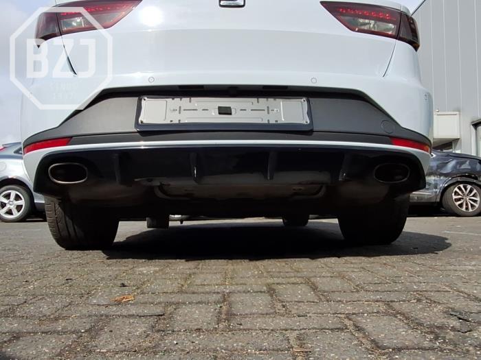 Gebrauchte Auspuff Enddämpfer Seat Leon ST (5FF) 2.0 TSI Cupra 280 16V Preis € 350,00 Margenregelung angeboten von BZJ b.v.