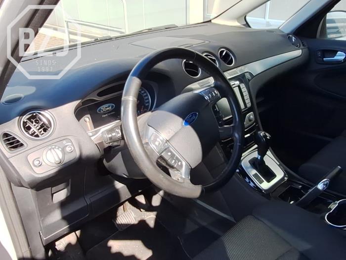 Usados Salpicadero Ford S-Max (GBW) 2.0 Ecoboost 16V Precio de solicitud ofrecido por BZJ b.v.