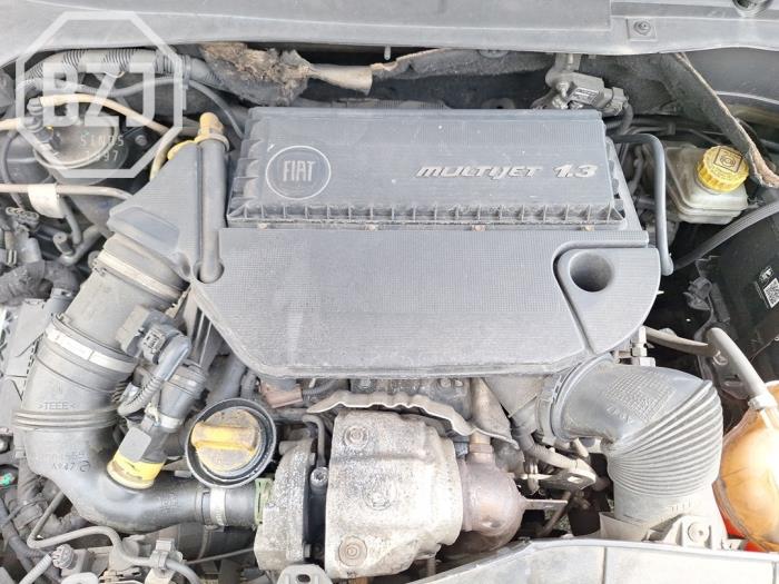 Engine Fiat Punto Evo 1.3 JTD Multijet 85 16V Euro 5 - 71769101 199B4000