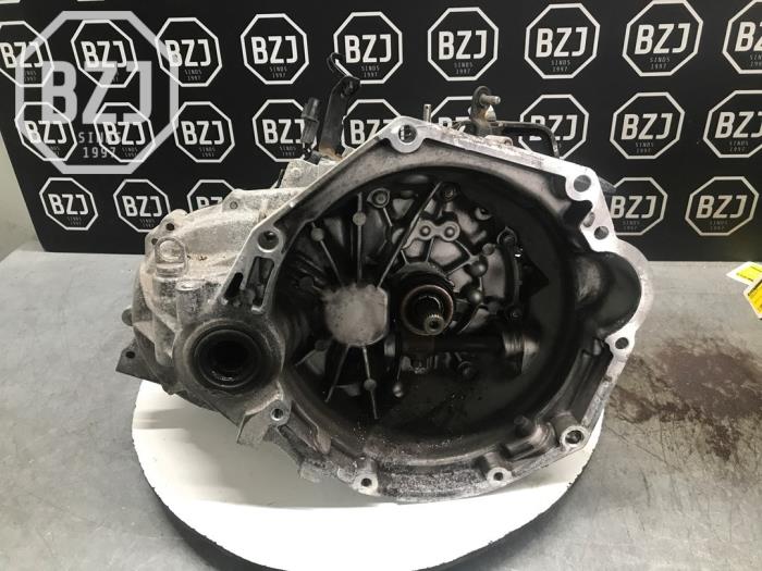 Gearbox Hyundai i20 1.2i 16V - LM594039 5TE9 - BZJ b.v.