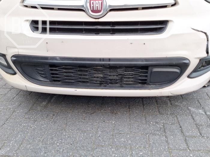 Używane Grill Fiat 500X (334) 1.6 D 16V Multijet II Cena € 50,00 Procedura marży oferowane przez BZJ b.v.