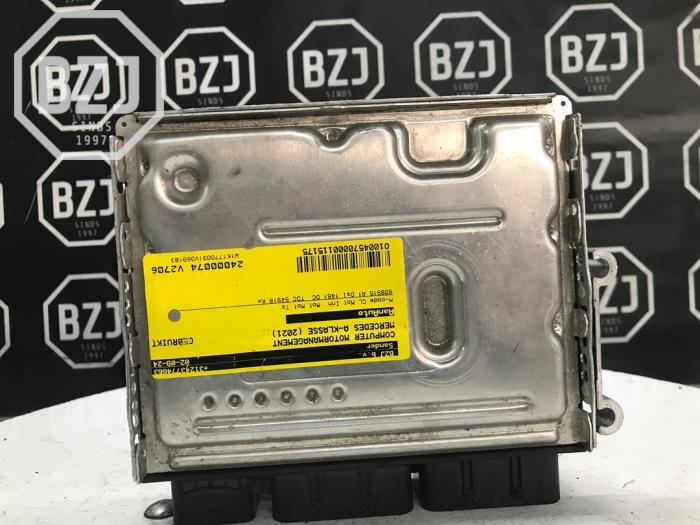 Used Engine management computer Mercedes A (177.0) 1.5 A-180d Price € 150,00 Margin scheme offered by BZJ b.v.