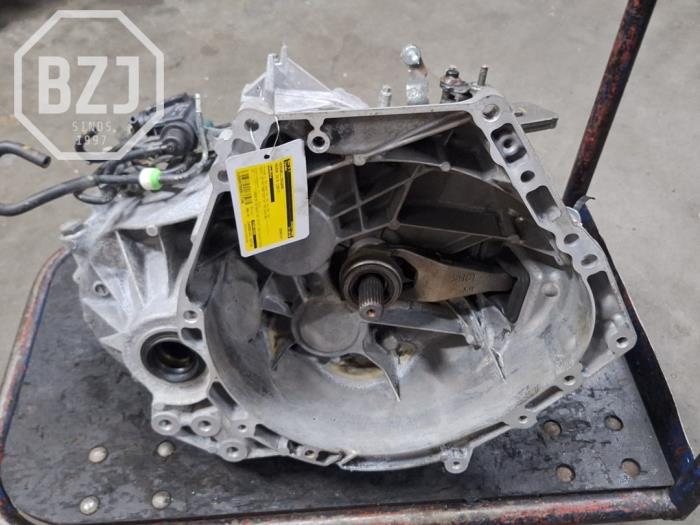 Gebrauchte Getriebe Mazda CX-5 I (KE,GH) 2.2 SkyActiv-D 150 16V 2WD Preis € 1.149,50 Mit Mehrwertsteuer angeboten von BZJ b.v.