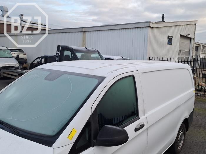Używane Dach Mercedes Vito (447.6) 1.6 109 CDI 16V Cena na żądanie oferowane przez BZJ b.v.