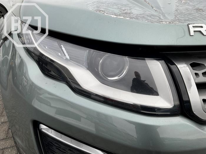 Używane Reflektor prawy Landrover Range Rover Evoque (LVJ/LVS) 2.0 D 150 16V Cena € 450,00 Procedura marży oferowane przez BZJ b.v.