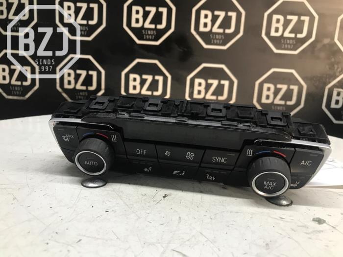 Begagnade Klimatpanel BMW 2 serie Active Tourer (F45) 218i 1.5 TwinPower Turbo 12V Pris € 70,00 Marginaltabell erbjuds av BZJ b.v.