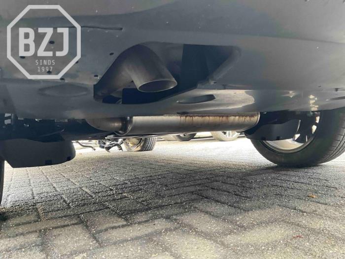 Gebrauchte Auspuff Enddämpfer Citroen C5-X Preis auf Anfrage angeboten von BZJ b.v.