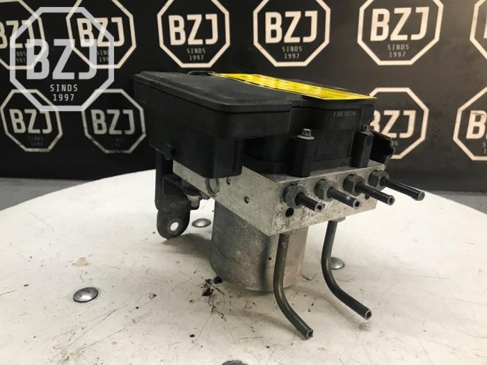 Usagé Pompe ABS Mercedes Sprinter 3,5t (906.13/906.23) 313 CDI 16V Prix sur demande proposé par BZJ b.v.