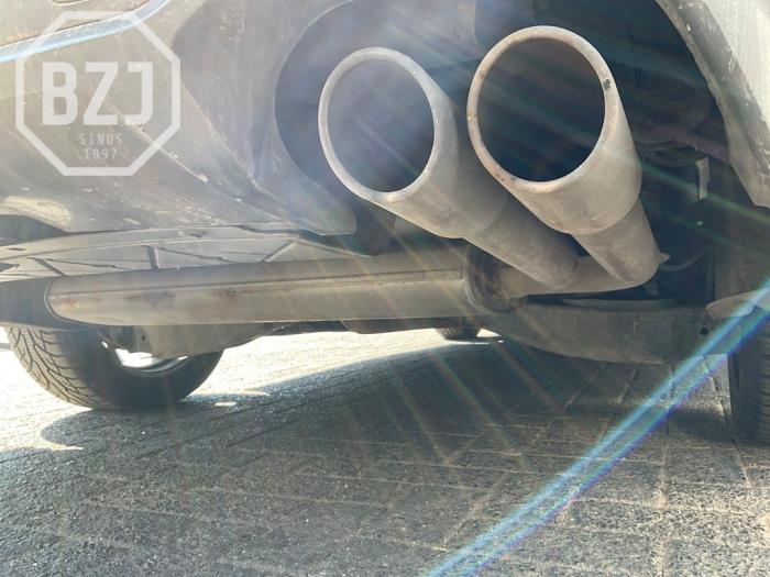 Gebrauchte Auspuff Enddämpfer Ford Focus 4 Wagon 1.0 Ti-VCT EcoBoost 12V 125 Preis € 185,00 Margenregelung angeboten von BZJ b.v.