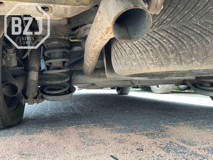 Gebrauchte Auspuff Enddämpfer Ford Transit Connect (PJ2) 1.5 TDCi ECOnetic Preis auf Anfrage angeboten von BZJ b.v.