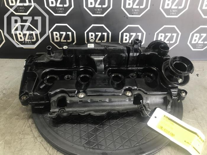 Ventildeckel van een Volkswagen Golf 2020