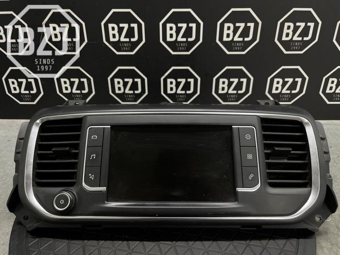 Usagé Système navigation Citroen Jumpy 2.0 Blue HDI 120 Prix € 423,50 Prix TTC proposé par BZJ b.v.