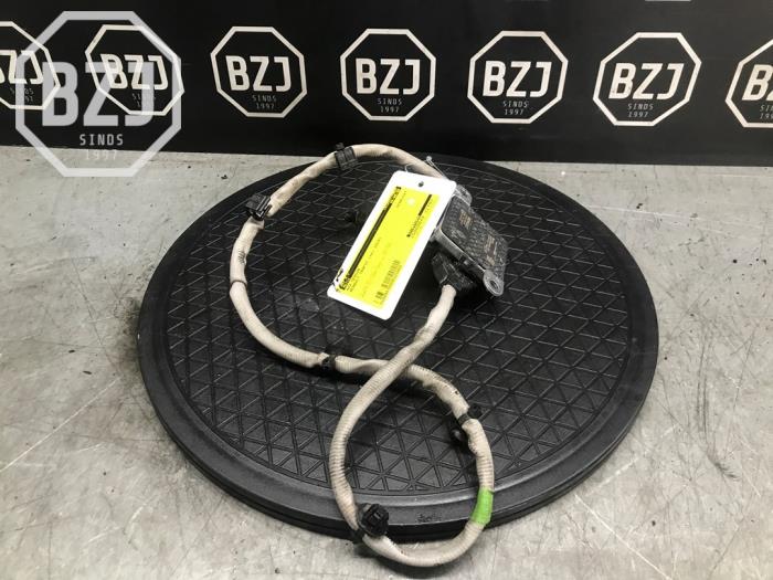 Usados Sensor Nox Renault Trafic (1FL/2FL/3FL/4FL) 2.0 dCi 16V 110 Precio de solicitud ofrecido por BZJ b.v.