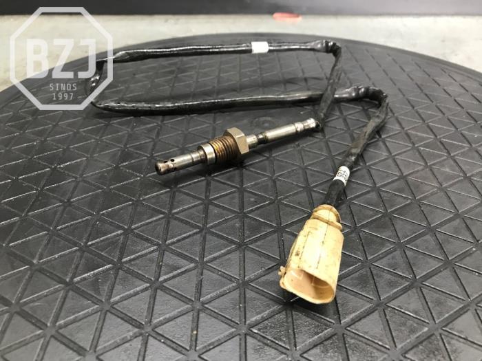 Usagé Sensor température d’échappement Audi A3 Limousine (8VS/8VM) 1.6 TDI Ultra 16V Prix € 50,00 Règlement à la marge proposé par BZJ b.v.