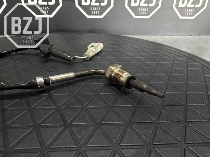 Auspuff Temperatursensor van een Kia Rio IV (YB) 1.0i T-GDi 120 12V 2019