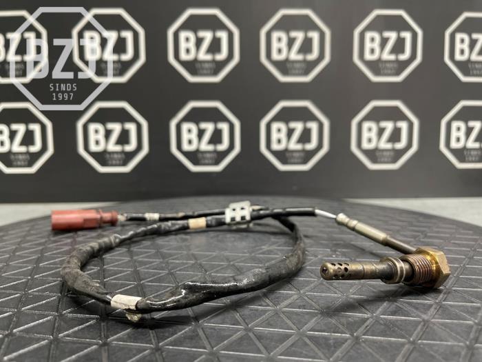 Używane Czujnik temperatury spalin Audi A3 (8P1) 1.6 TDI 16V Cena € 45,00 Procedura marży oferowane przez BZJ b.v.