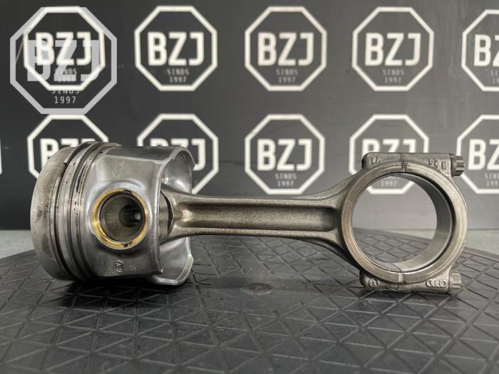 Used Piston MAN TGE 2.0 TDI RWD Price € 181,50 Inclusive VAT offered by BZJ b.v.