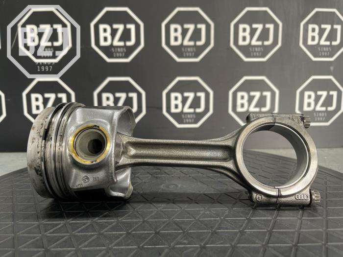 Gebrauchte Kolben MAN TGE 2.0 TDI RWD Preis € 181,50 Mit Mehrwertsteuer angeboten von BZJ b.v.