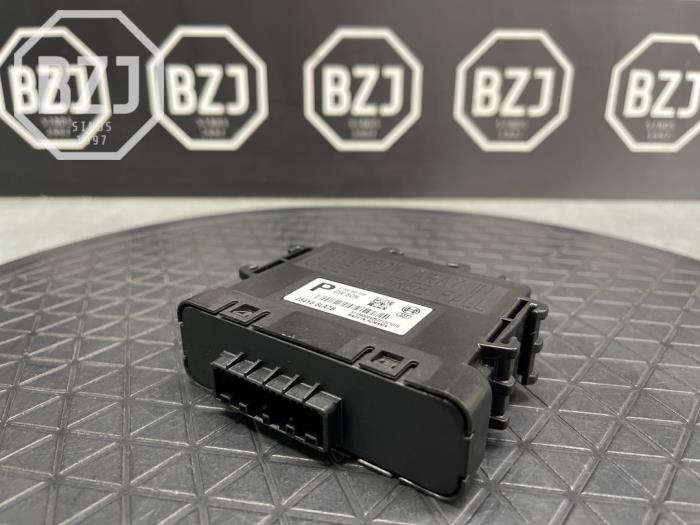 Używane Modul gateway Renault Clio V (RJAB) 1.0 TCe 90 12V Cena € 50,00 Procedura marży oferowane przez BZJ b.v.