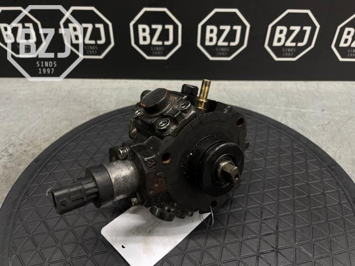 Begagnade Dieselpump Landrover Freelander II 2.2 eD4 16V Pris € 300,00 Marginaltabell erbjuds av BZJ b.v.
