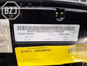 Klimatpanel från en Fiat 500X (334) 1.0 FireFly Turbo 114 12V 2020