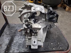 Getriebe van een Volkswagen Up! (121) 1.0 12V 60 2017