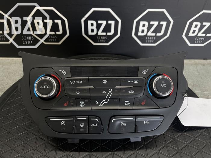 Begagnade Klimatpanel Ford C-Max (DXA) 1.5 TDCi 120 16V Pris på förfrågan erbjuds av BZJ b.v.