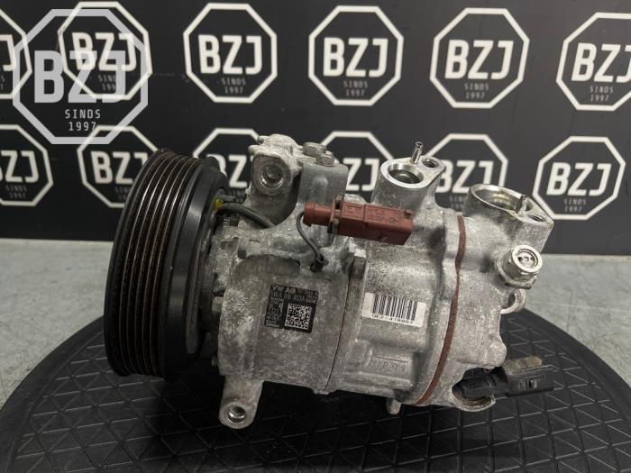 Usagé Pompe clim Seat Leon (KLB) 1.5 eTSI 16V Prix € 150,00 Règlement à la marge proposé par BZJ b.v.