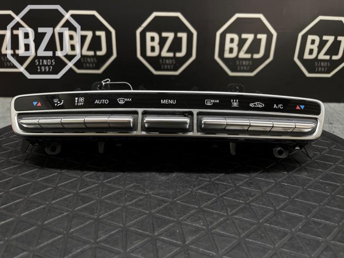 Używane Panel climatronic Mercedes EQV 250 Cena na żądanie oferowane przez BZJ b.v.