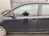 Volkswagen Up! (121) 1.0 12V 60 Tür 4-türig links vorne