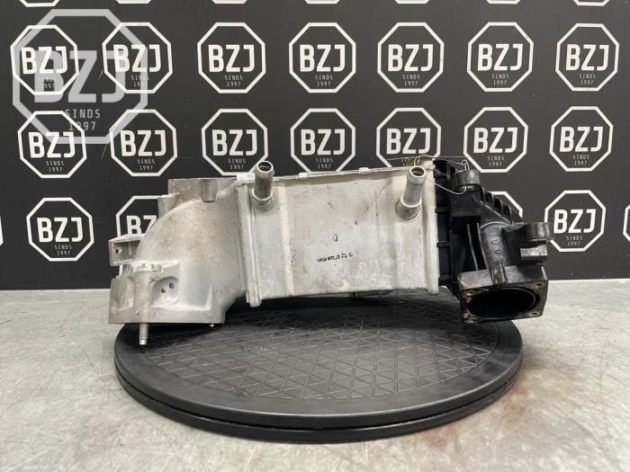 Intercooler from a Ford Kuga III (DFK)  2023