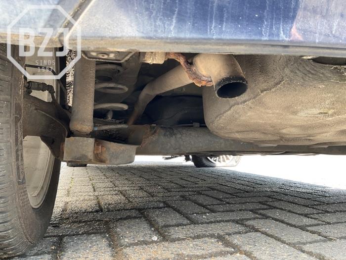 Gebrauchte Auspuff Enddämpfer Volkswagen Up! (121) 1.0 12V 60 Preis auf Anfrage angeboten von BZJ b.v.