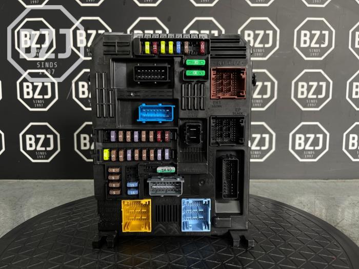 Used Body control computer Peugeot Expert (V1/VA/VB/VE/VF/VT/VY) 2.0 Blue HDi 145 16V Price € 181,50 Inclusive VAT offered by BZJ b.v.