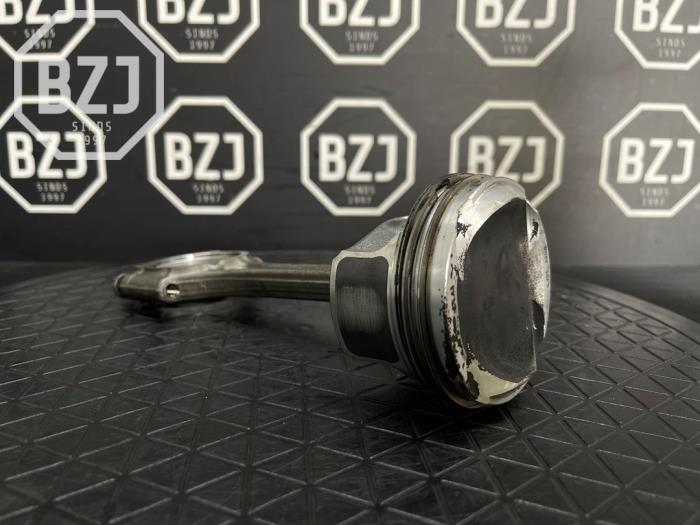 Usados Pistón Citroen C5-X Precio € 75,00 Norma de margen ofrecido por BZJ b.v.