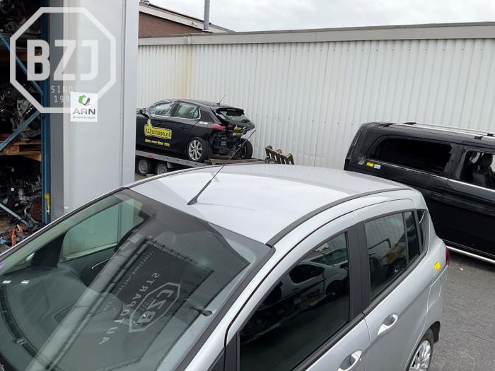 Używane Dach Ford B-Max (JK8) 1.0 EcoBoost 12V 125 Cena na żądanie oferowane przez BZJ b.v.