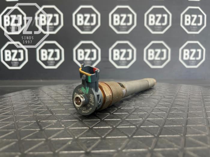 Usagé Injecteurs Mercedes Vito (447.6) 1.6 111 CDI 16V Prix € 151,25 Prix TTC proposé par BZJ b.v.