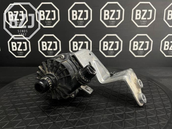 Begagnade Vattenpump Mercedes E Estate (S214) E-300 e 2.0 Turbo 16V Pris € 175,00 Marginaltabell erbjuds av BZJ b.v.