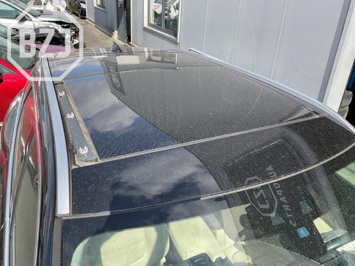 Używane Dach panoramiczny Jaguar F-Pace 2.0 Turbo 16V AWD Cena na żądanie oferowane przez BZJ b.v.